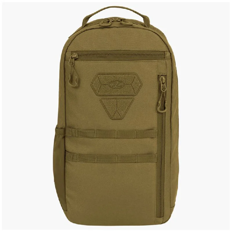 Collapsible high-volume hydration jug-Backpack Scorpion Gearslinger 12 L  tan